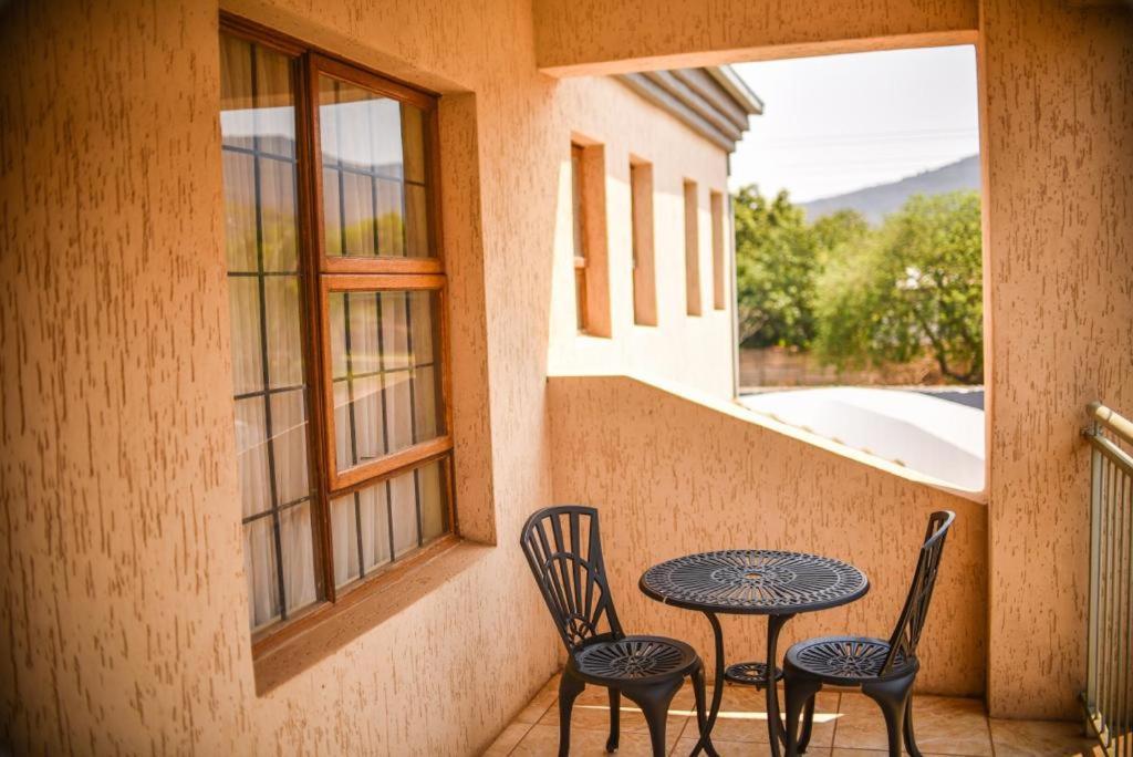 Tshedza Guest Lodge Луис-Тричард Экстерьер фото